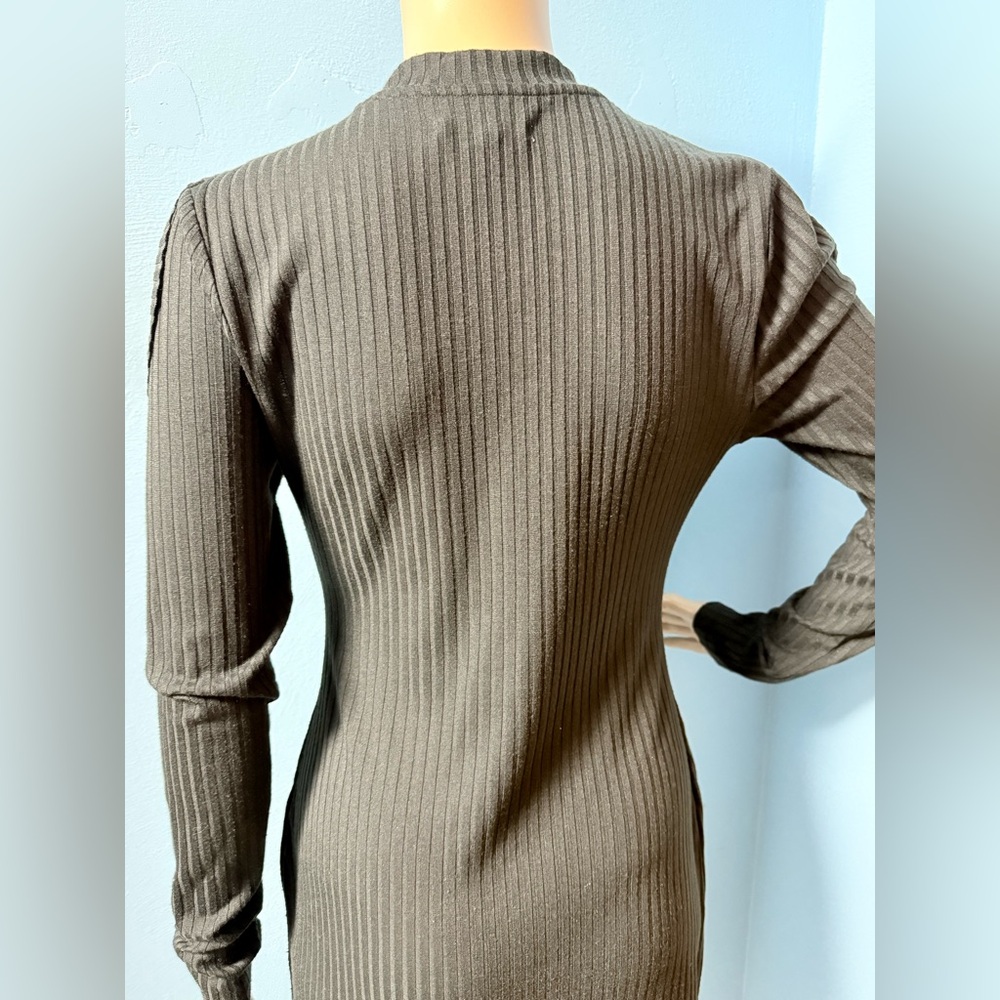 Avec Les Filles Ribbed Lace Front Cold Shoulder Midi Dress Sz medium - Picture 8 of 12
